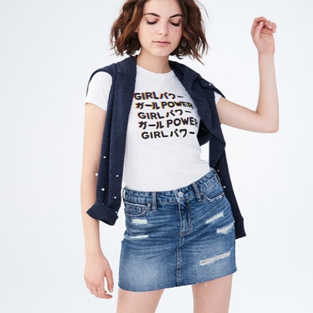 🚫SOLD 🚫   Aeropostale Distressed Raw Denim Skirt - Picture 3 of 10